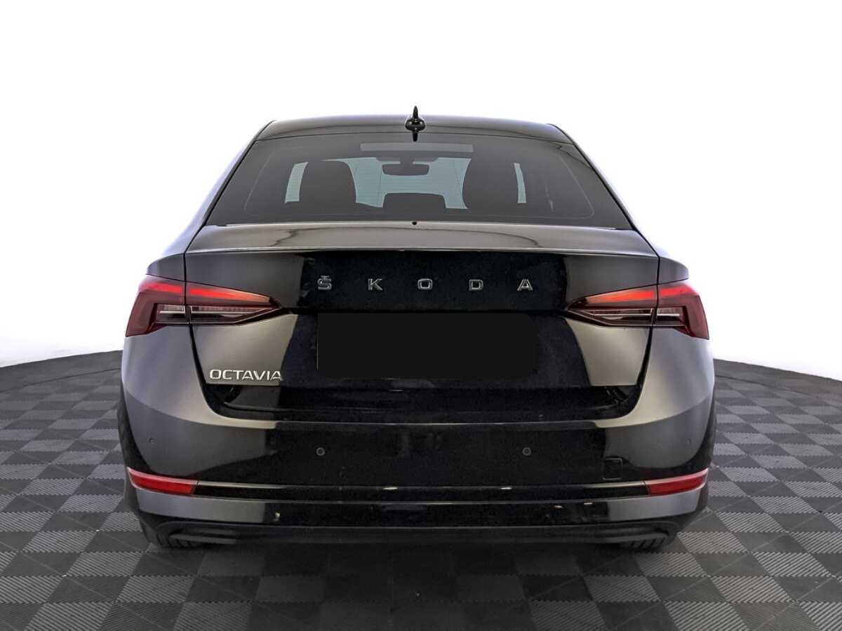 Skoda Octavia 2021 года с пробегом. Фото: #5