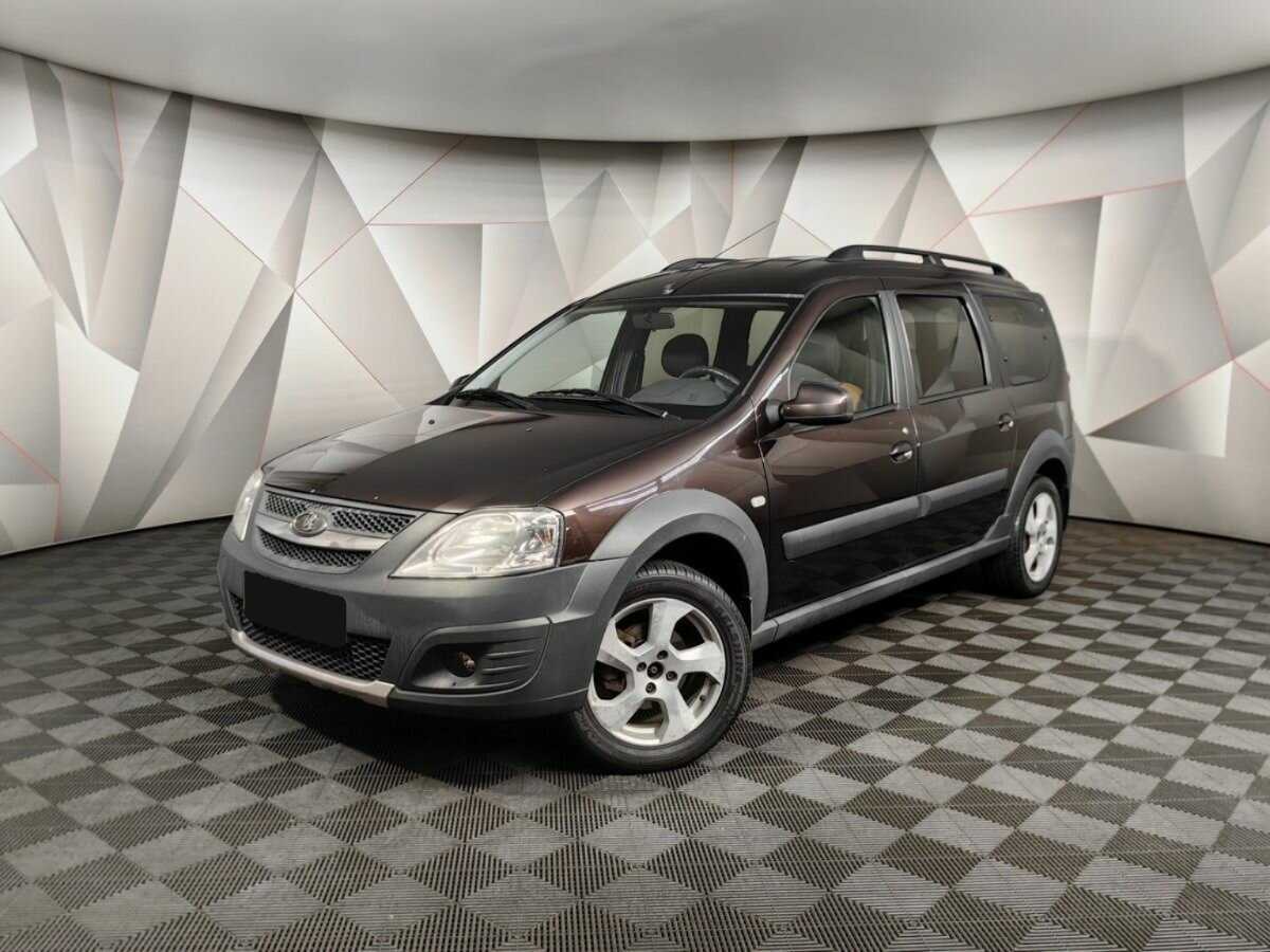 Lada (ВАЗ) Largus 2015 года с пробегом. Посмотреть фото