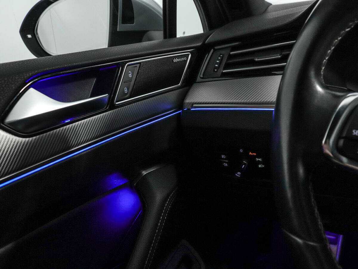 Volkswagen Passat 2019 года с пробегом. Фото: #16