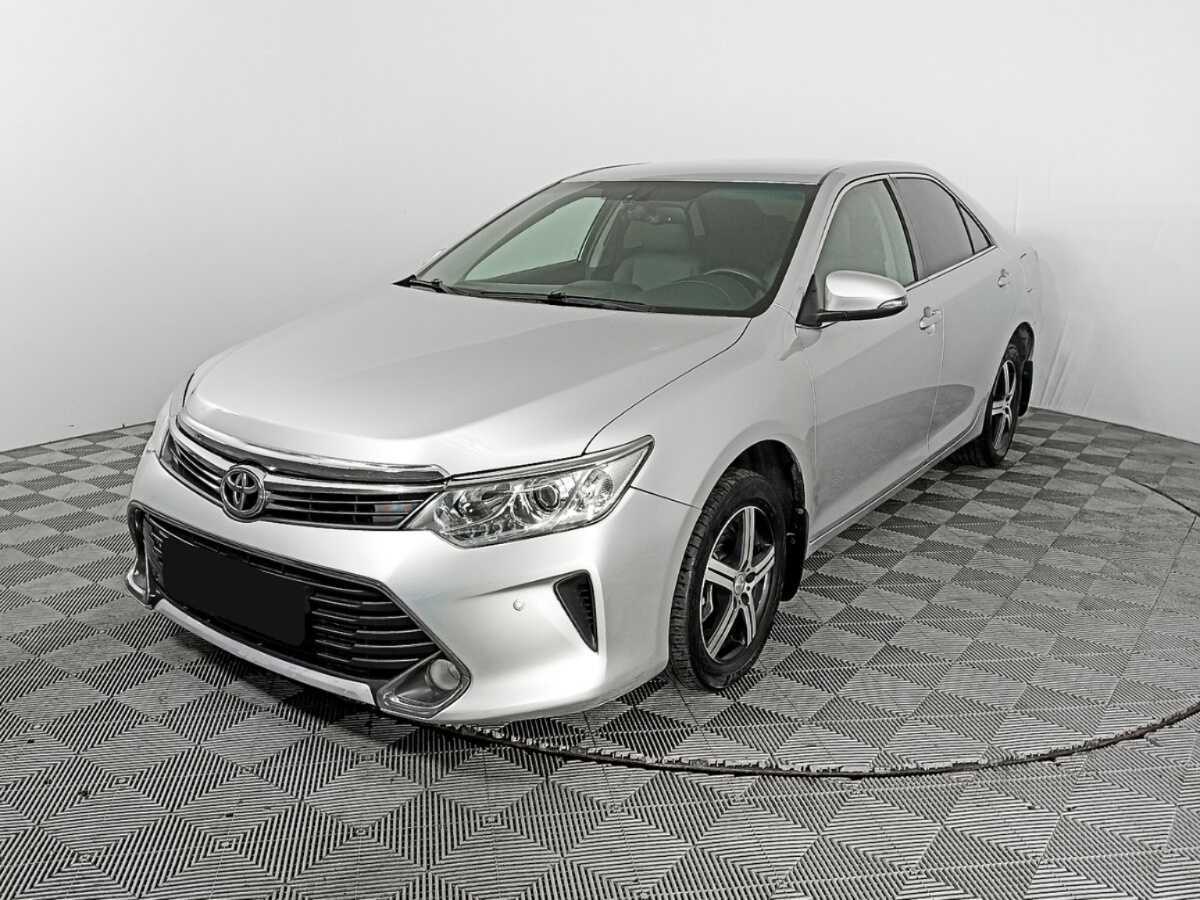 Toyota Camry 2015 года с пробегом. Фото: #0