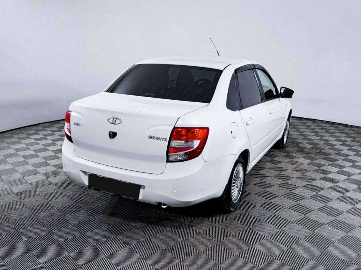 Lada (ВАЗ) Granta 2018 года с пробегом. Фото: #4