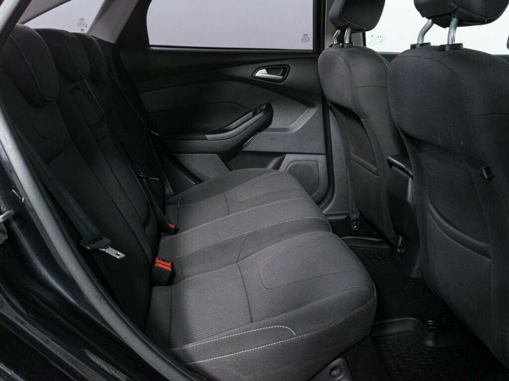 Ford Focus 2013 года с пробегом. Фото: #9