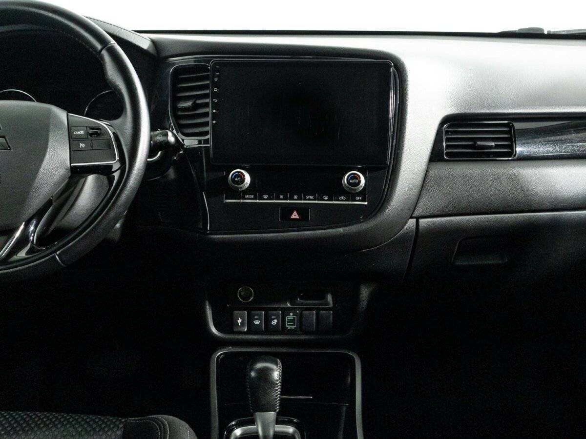 Mitsubishi Outlander 2020 года с пробегом. Фото: #11