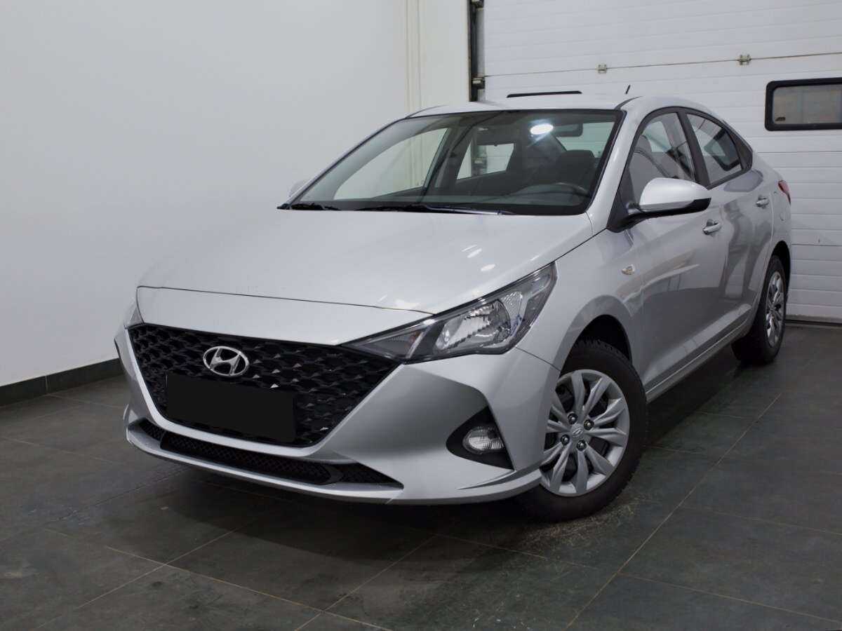 Hyundai Solaris 2021 года с пробегом. Посмотреть фото