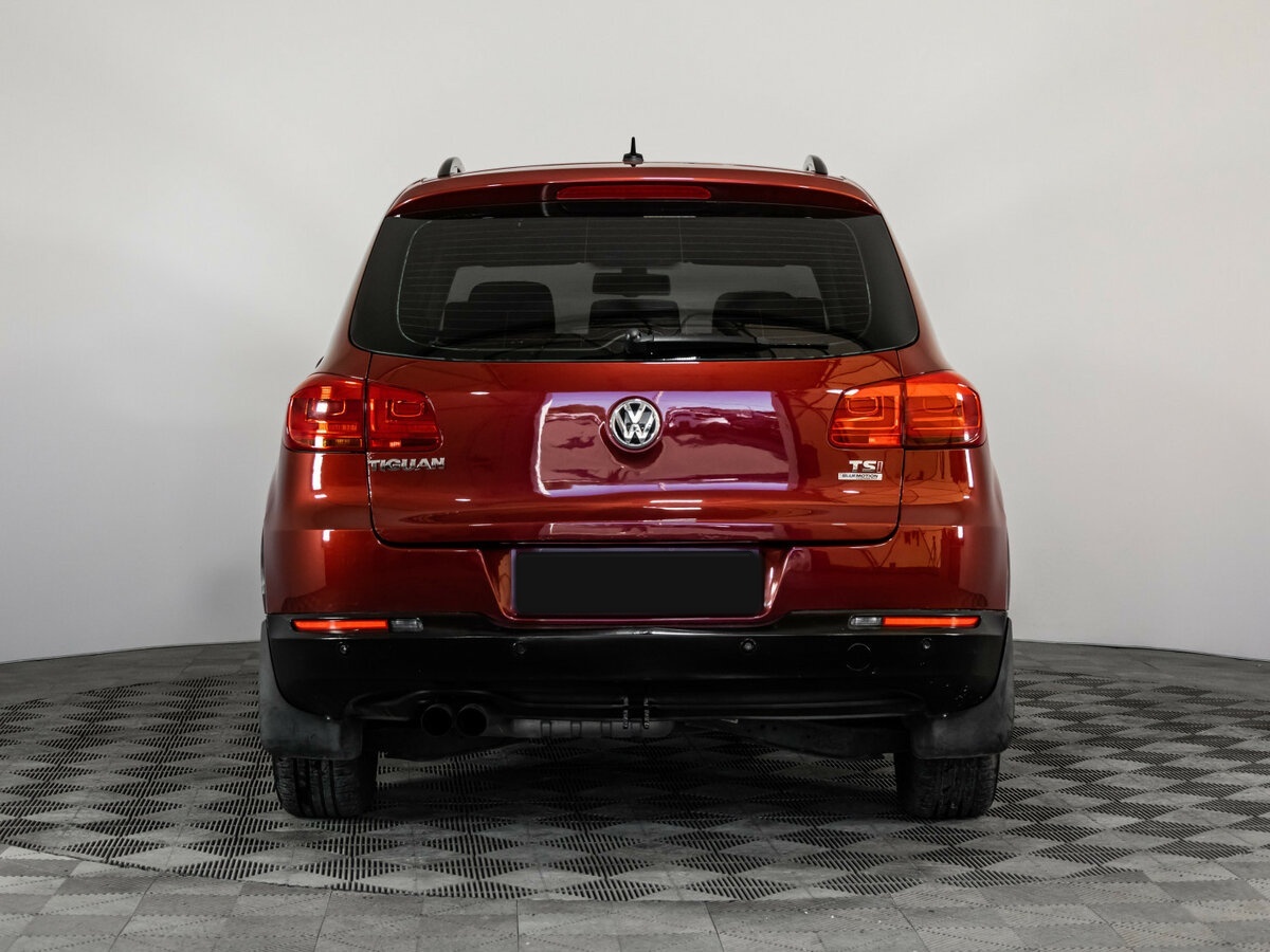 Volkswagen Tiguan 2012 года с пробегом. Фото: #4