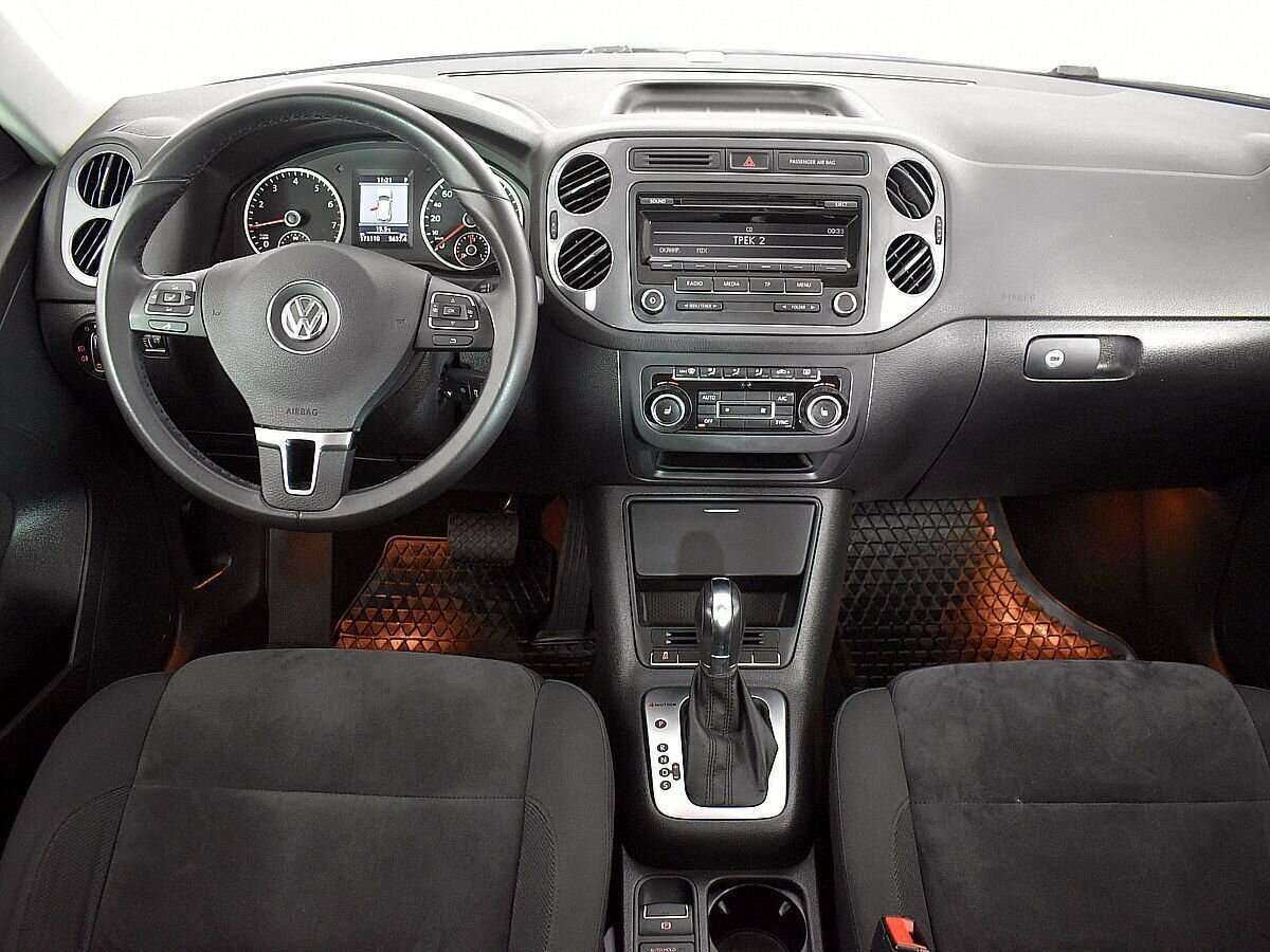 Volkswagen Tiguan 2012 года с пробегом. Фото: #9