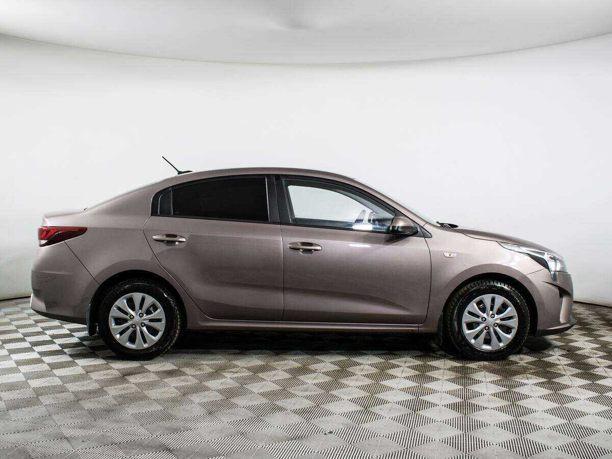 Kia Rio 2021 года с пробегом. Фото: #3