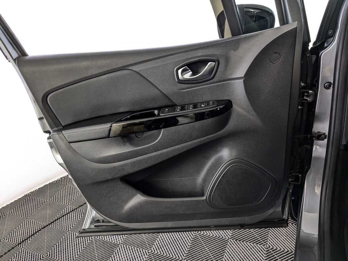 Renault Kaptur 2021 года с пробегом. Фото: #15