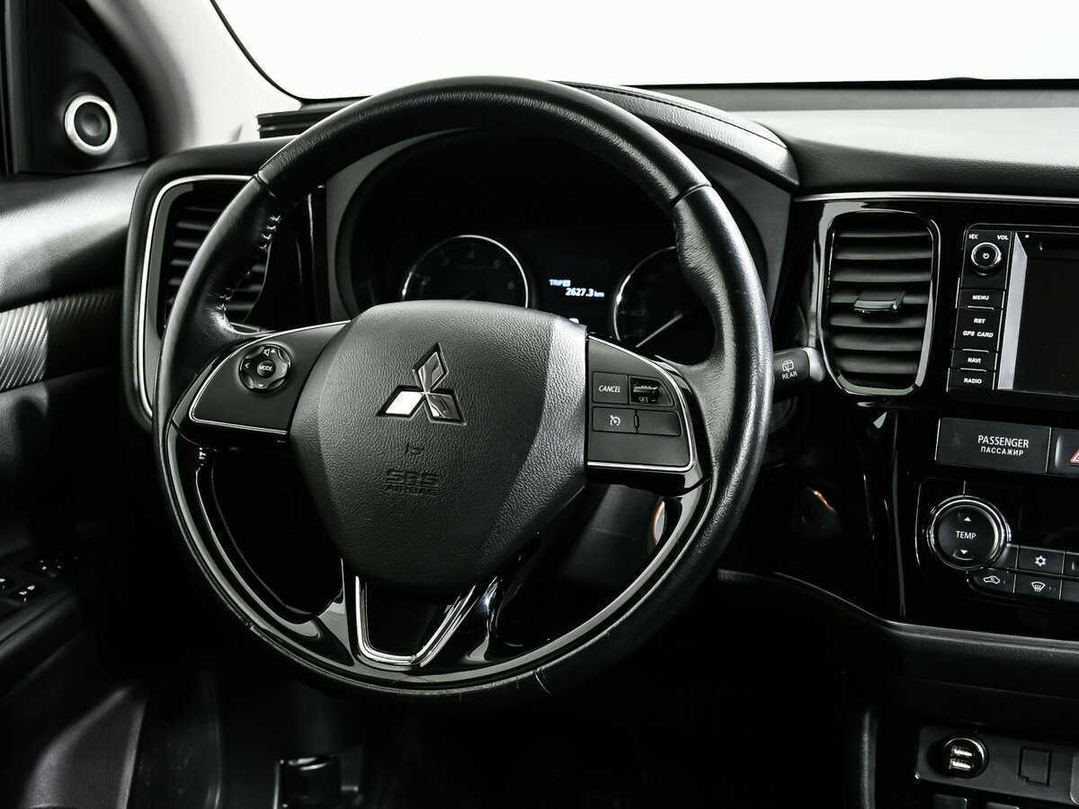 Mitsubishi Outlander 2017 года с пробегом. Фото: #11