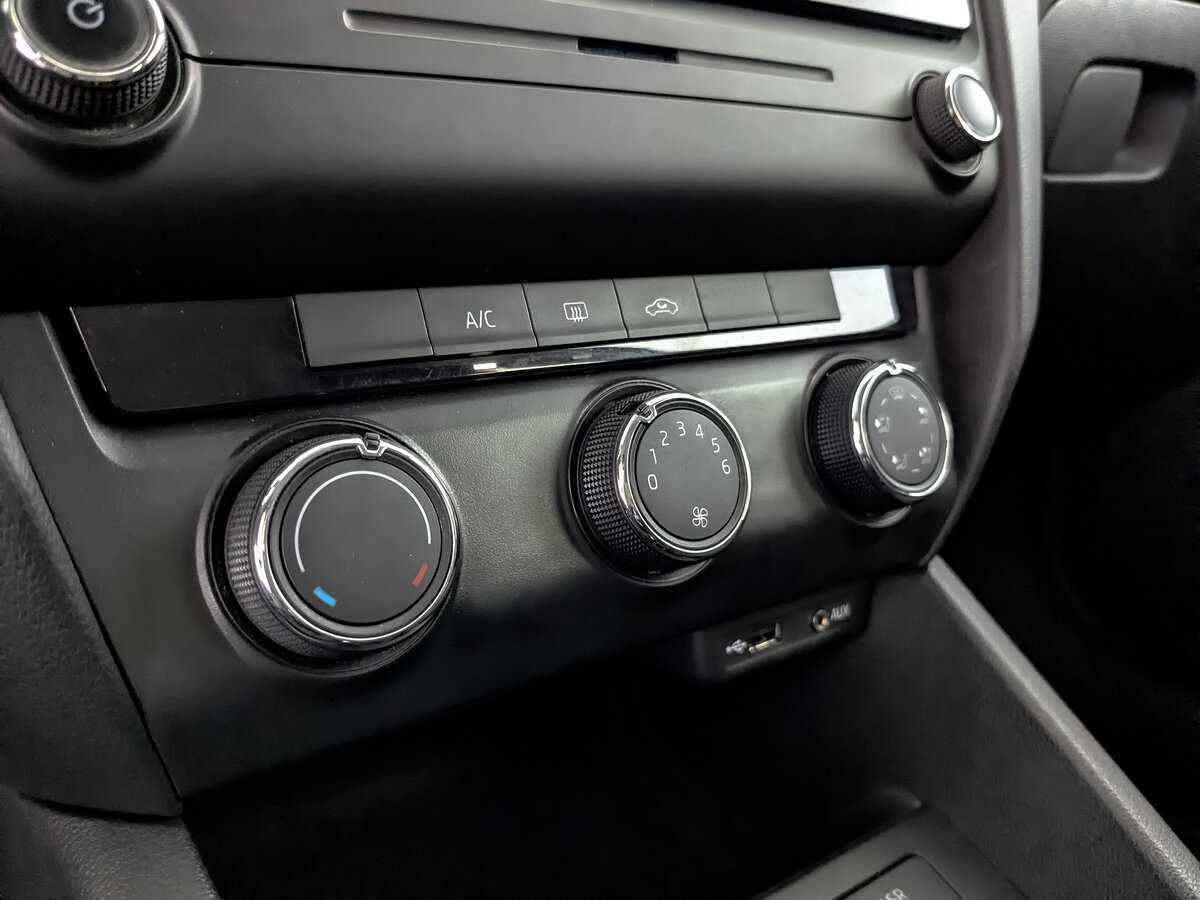 Skoda Octavia 2015 года с пробегом. Фото: #16