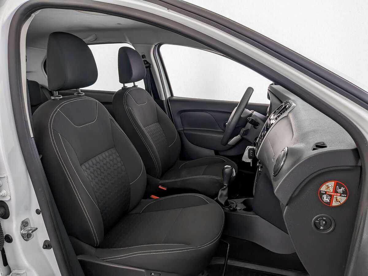 Renault Logan 2017 года с пробегом. Фото: #18