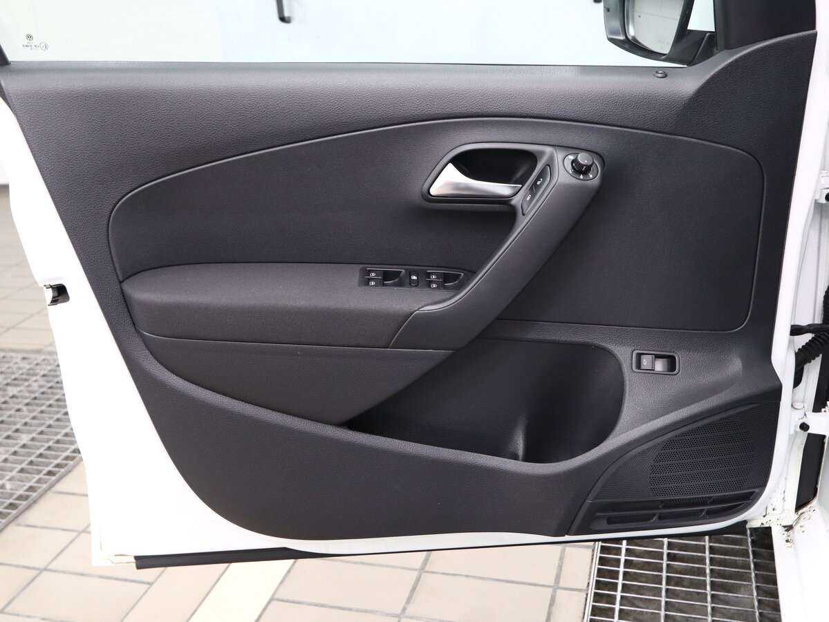 Volkswagen Polo 2019 года с пробегом. Фото: #8