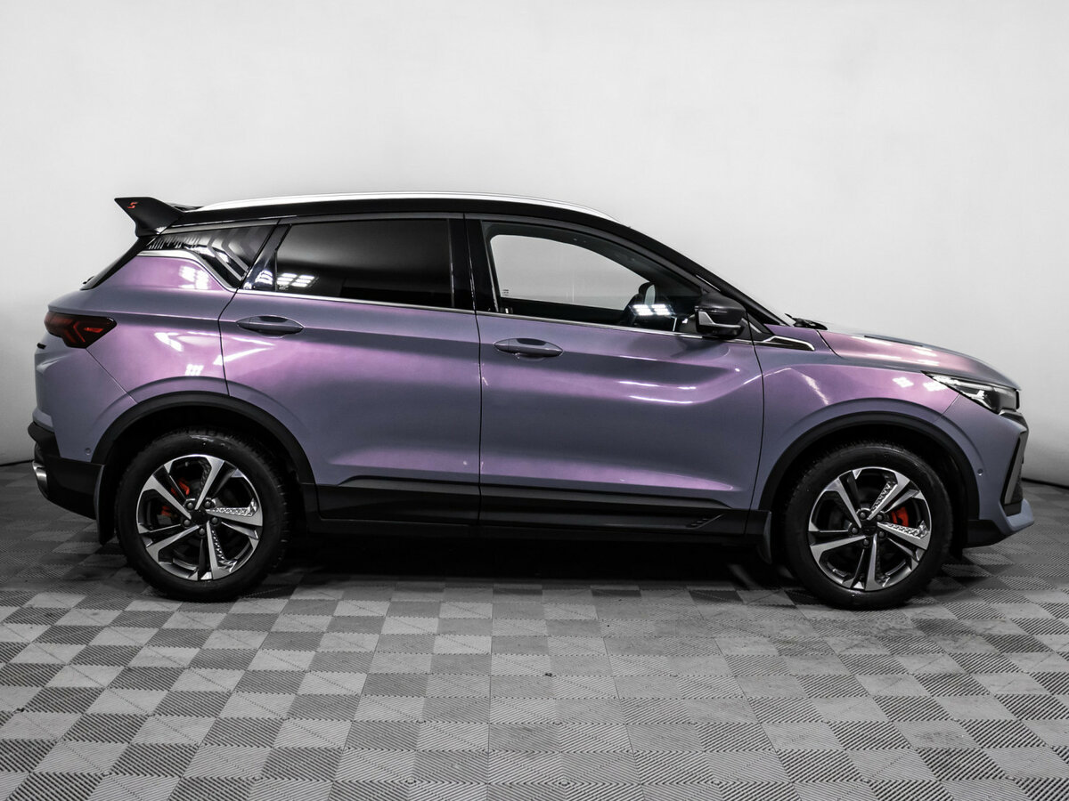 Geely Coolray 2024 года с пробегом. Фото: #3