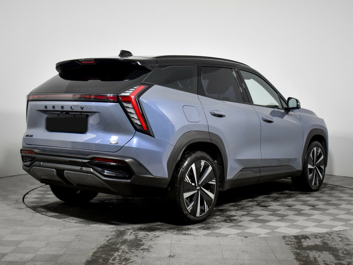 Geely Atlas 2024 года с пробегом. Фото: #3