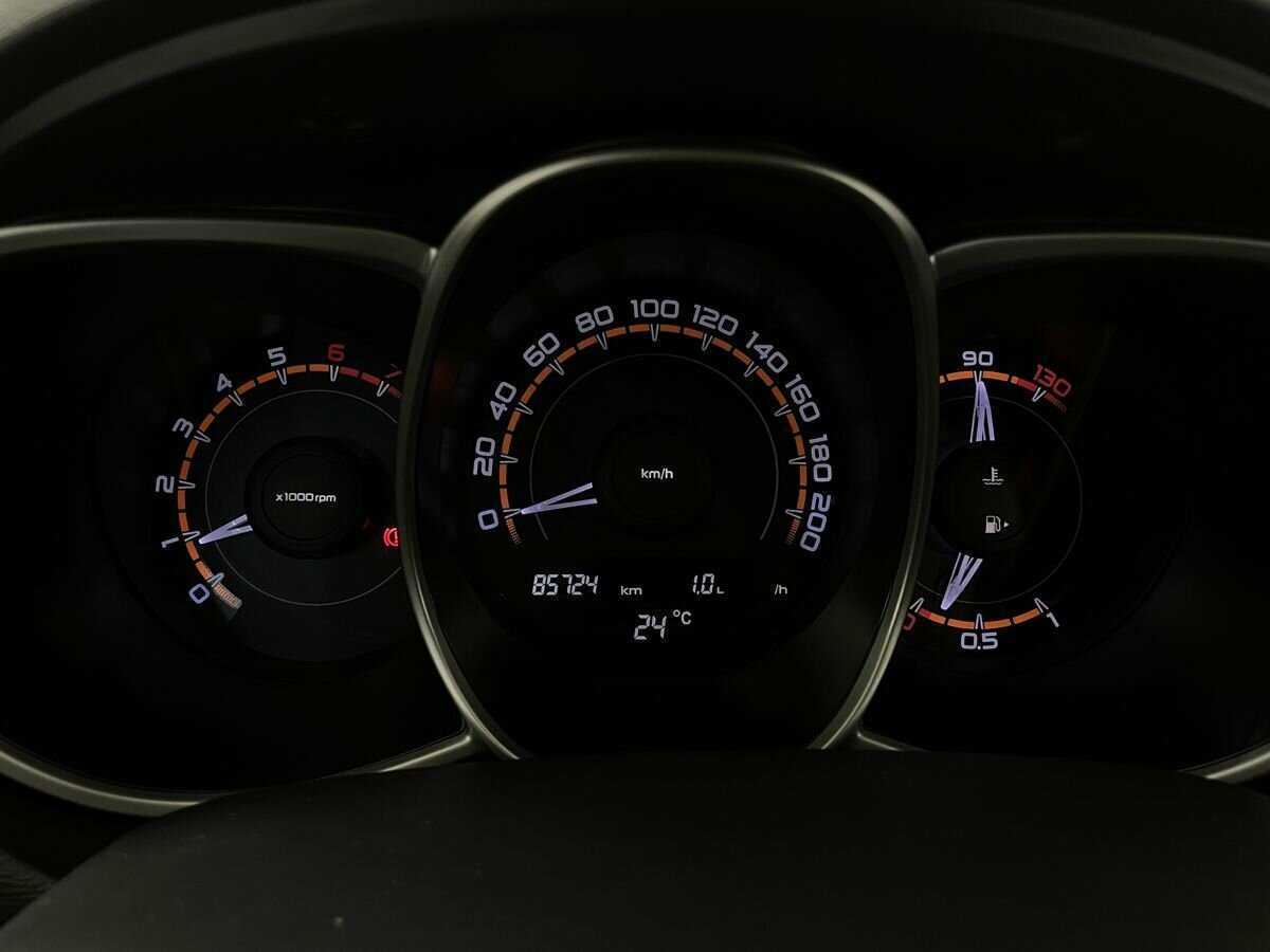 Lada (ВАЗ) Vesta 2018 года с пробегом. Фото: #10