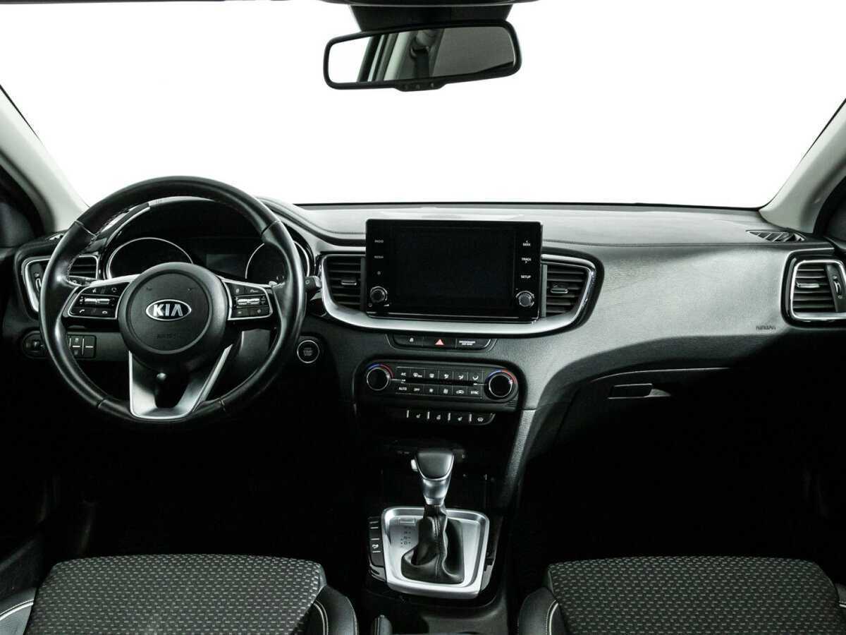 Kia Ceed 2020 года с пробегом. Фото: #11