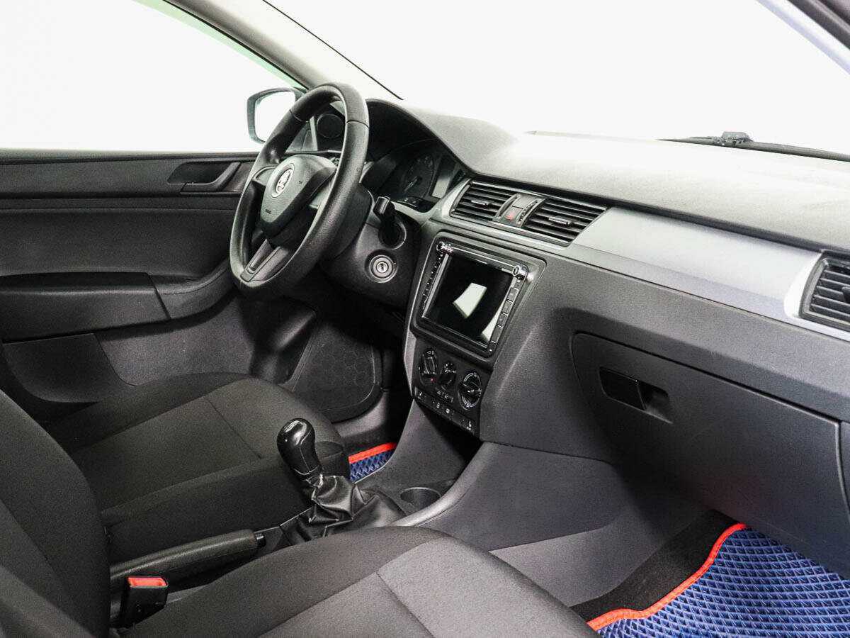 Skoda Rapid 2014 года с пробегом. Фото: #6
