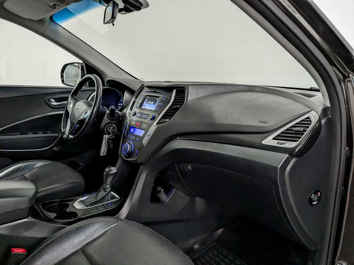 Hyundai Santa Fe 2015 года с пробегом. Фото: #10