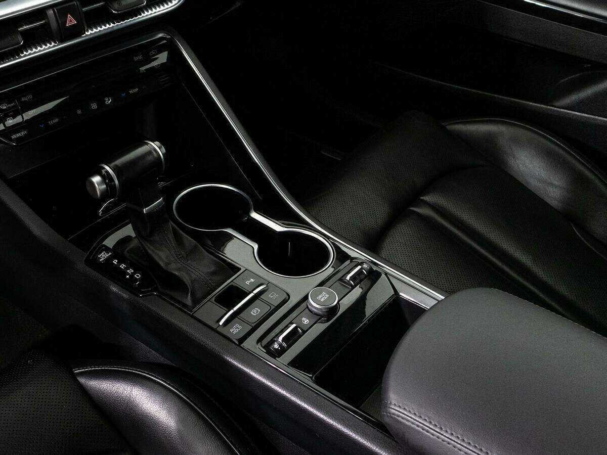 Kia K5 2021 года с пробегом. Фото: #18