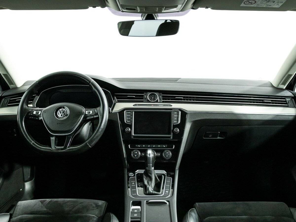 Volkswagen Passat 2016 года с пробегом. Фото: #12