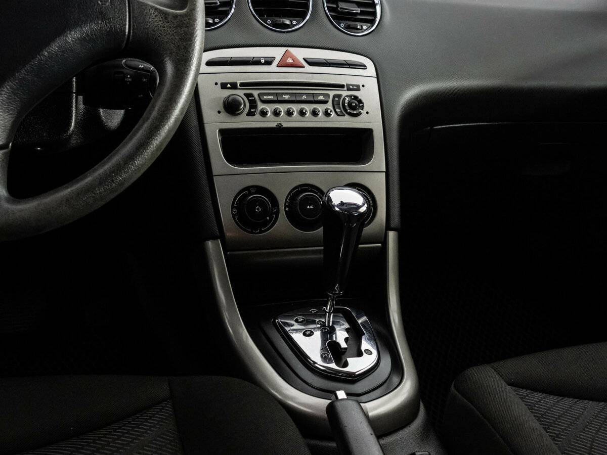 Peugeot 308 2012 года с пробегом. Фото: #9