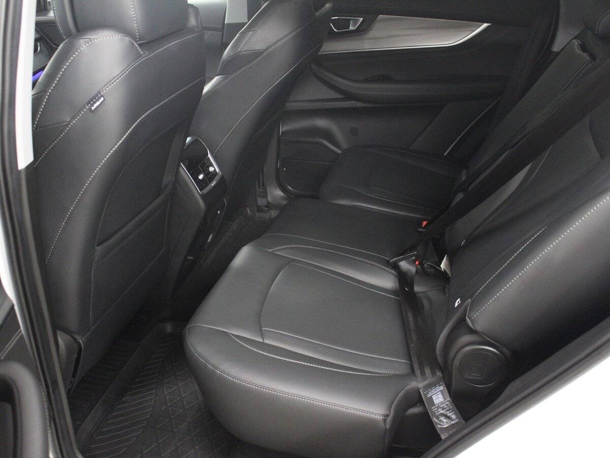 Chery Tiggo 8 Pro Max 2023 года с пробегом. Фото: #9