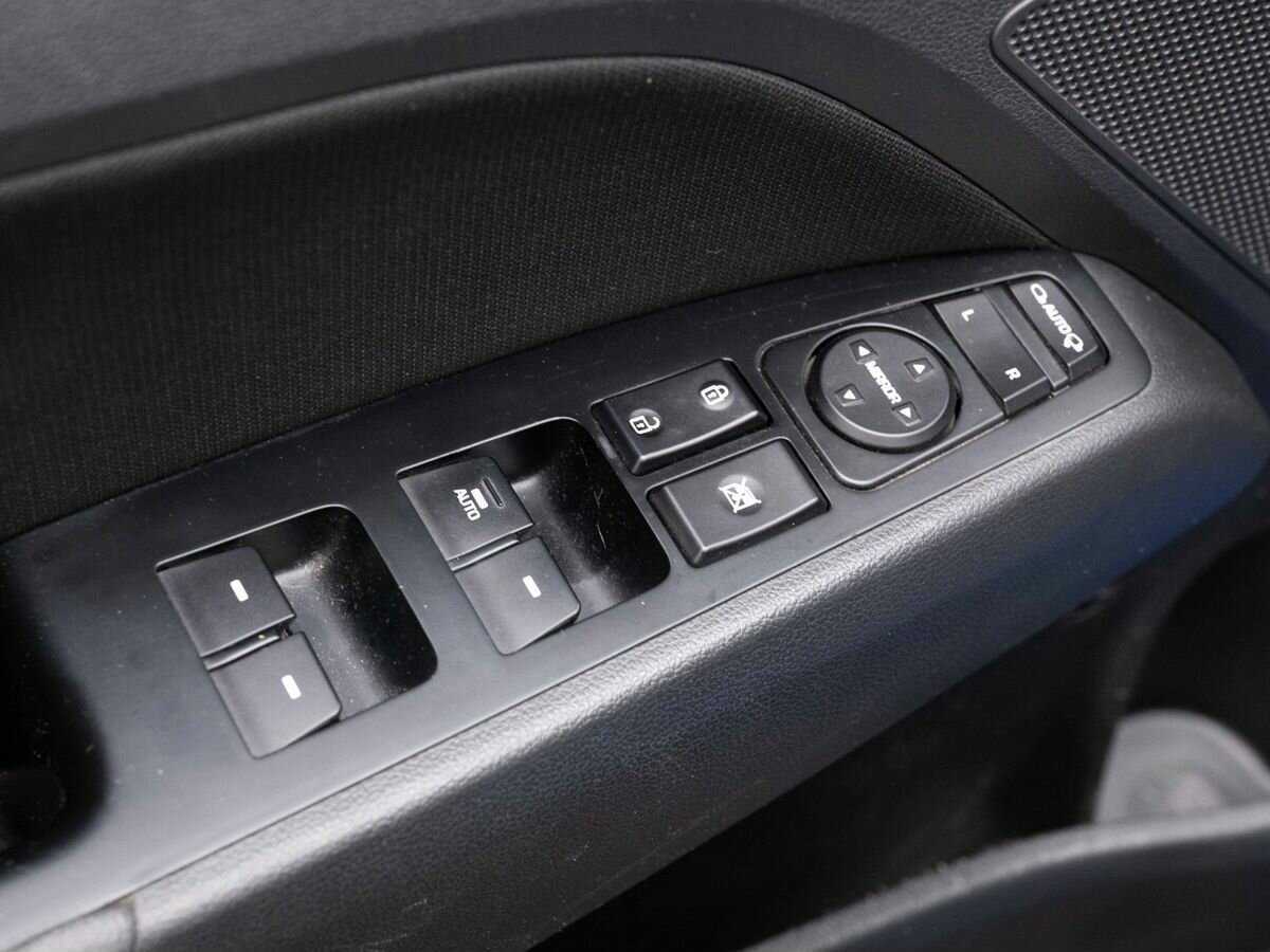 Hyundai Elantra 2017 года с пробегом. Фото: #13