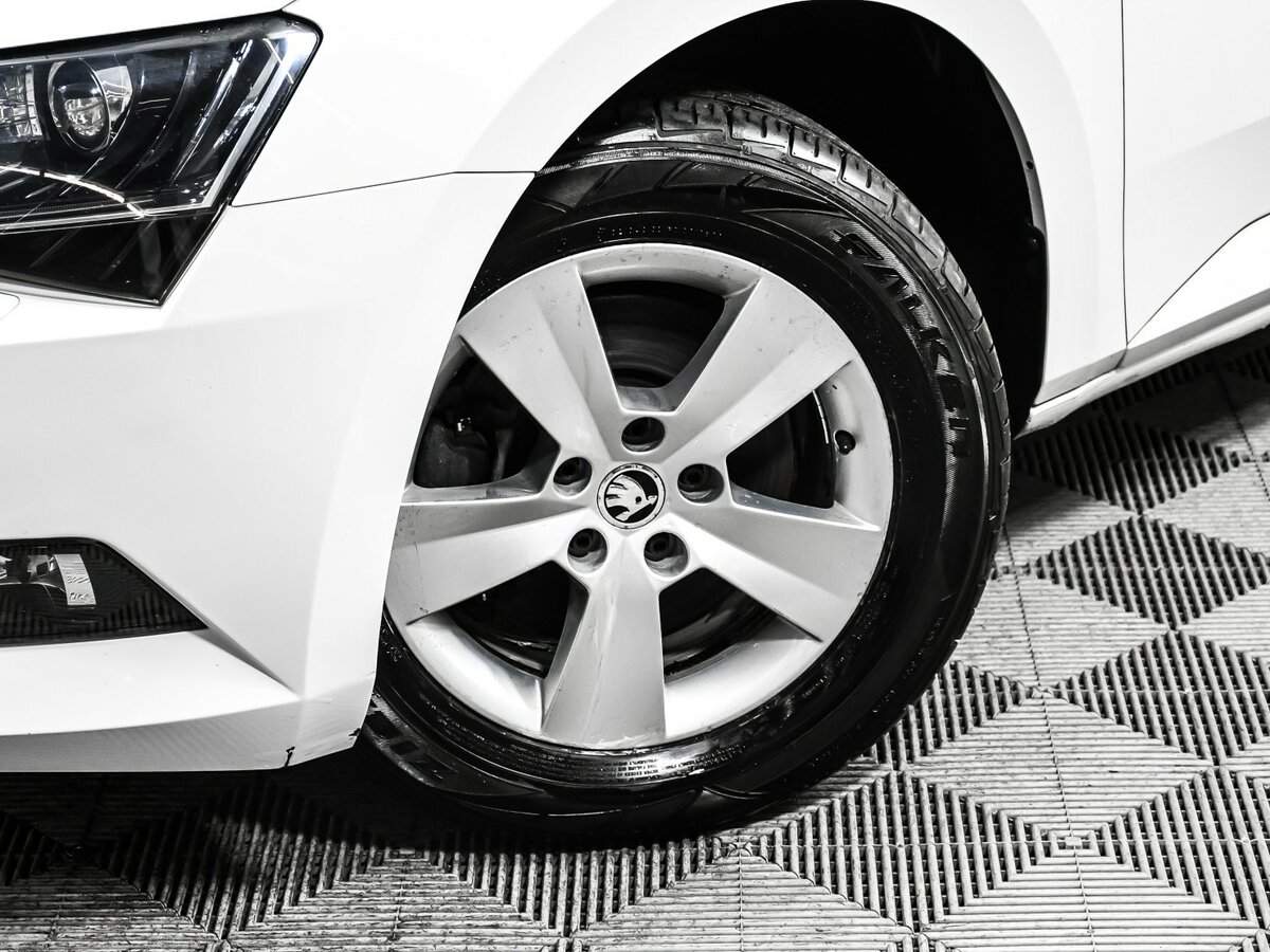 Skoda Superb 2016 года с пробегом. Фото: #13