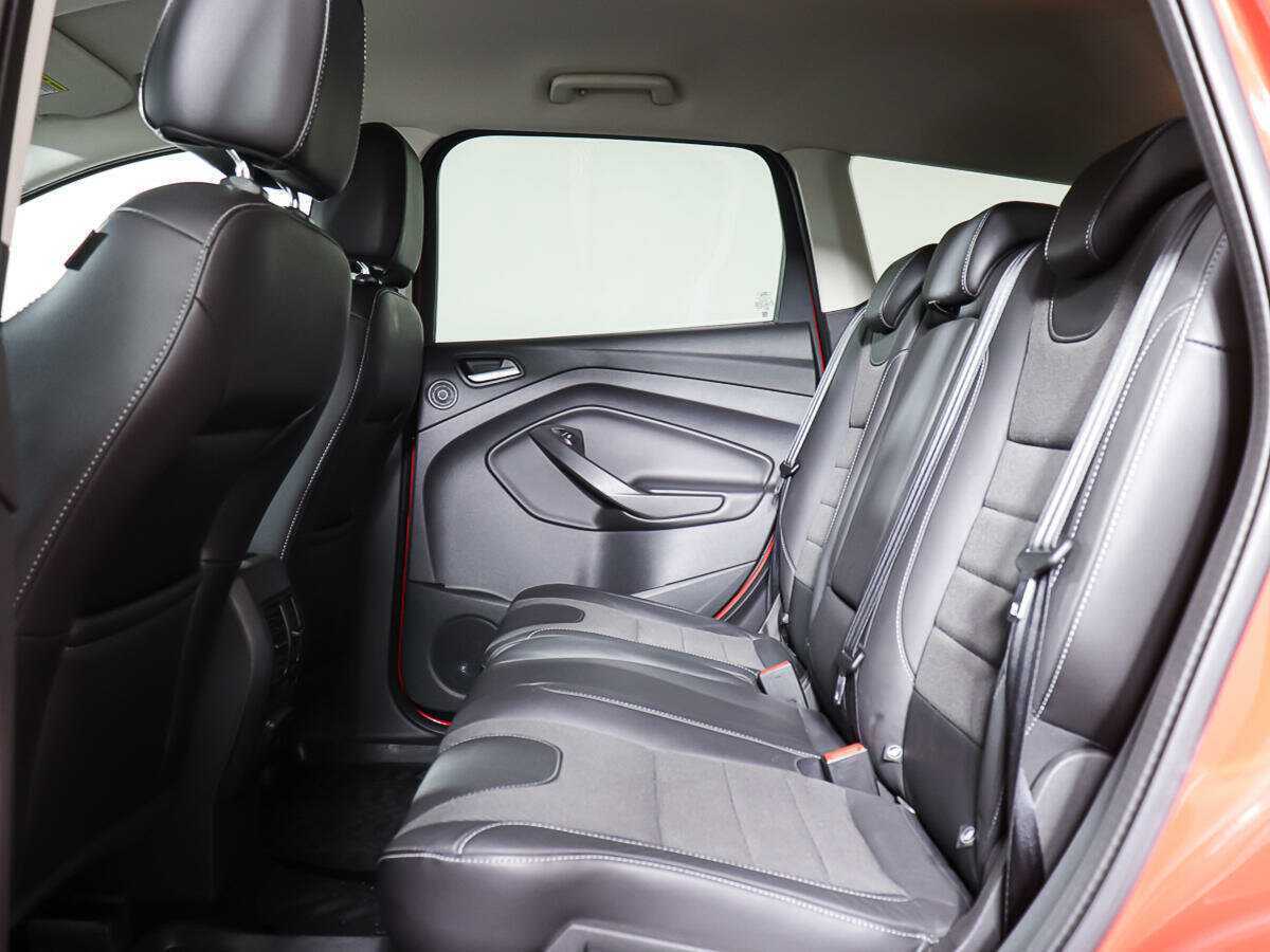 Ford Kuga 2013 года с пробегом. Фото: #9