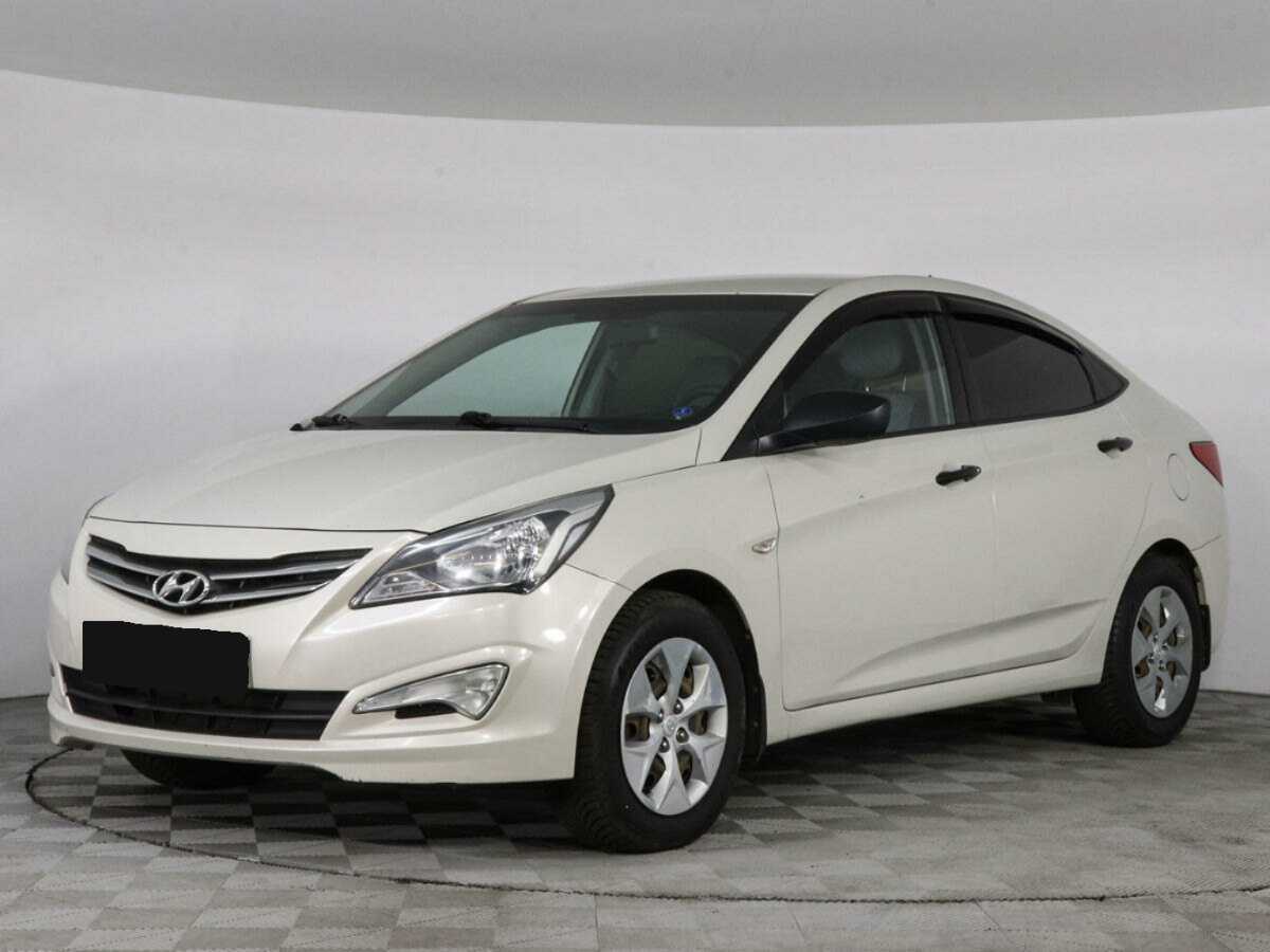 Hyundai Solaris 2015 года с пробегом. Посмотреть фото