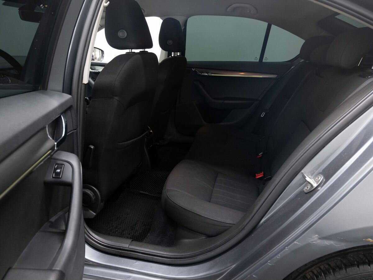 Skoda Octavia 2019 года с пробегом. Фото: #8