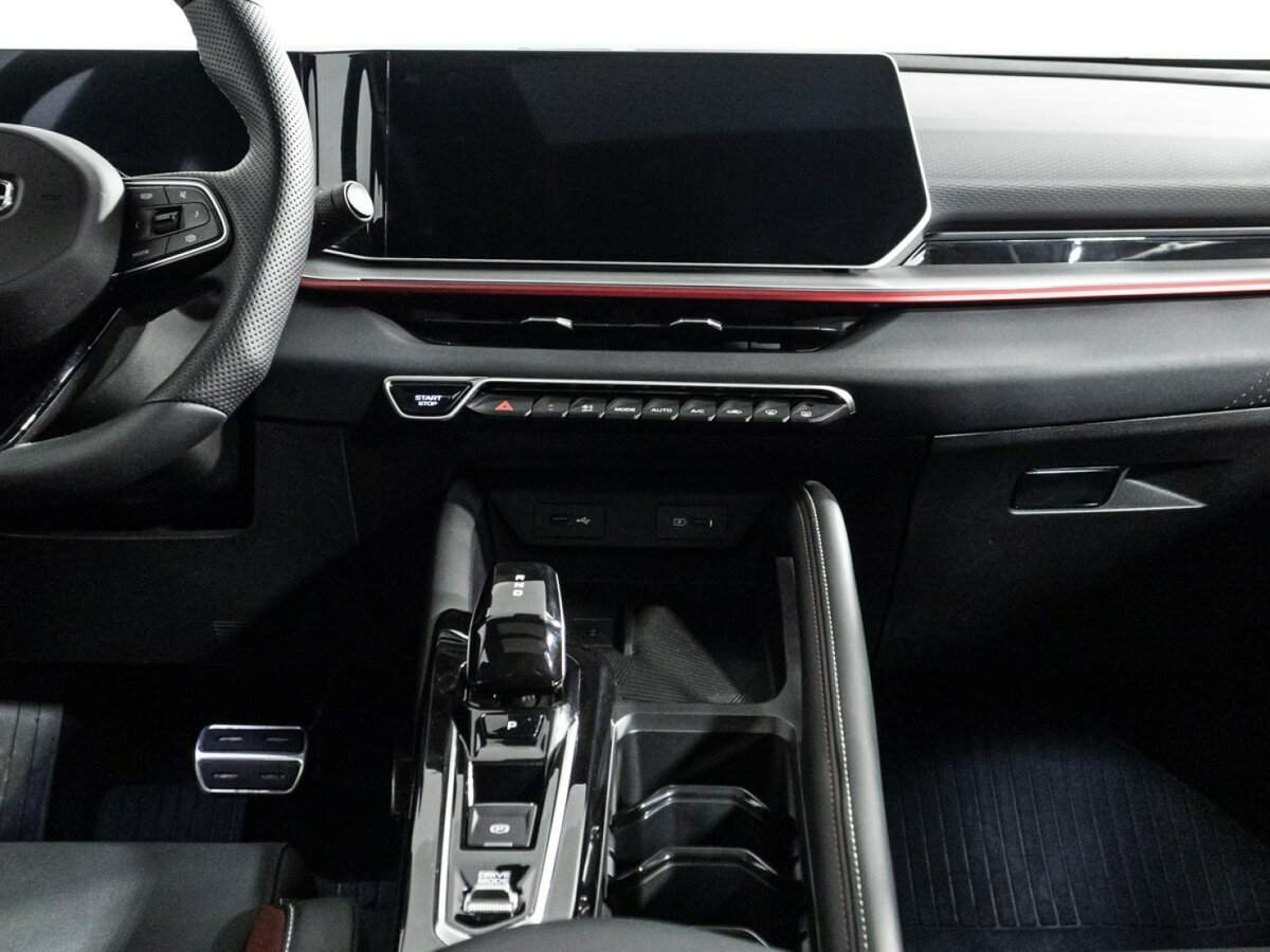 Geely Coolray 2023 года с пробегом. Фото: #13