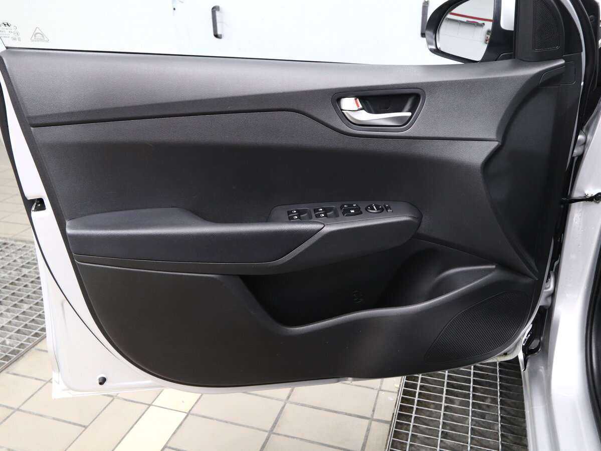 Hyundai Solaris 2021 года с пробегом. Фото: #11