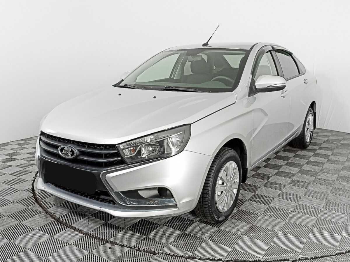 Lada (ВАЗ) Vesta 2017 года с пробегом. Посмотреть фото