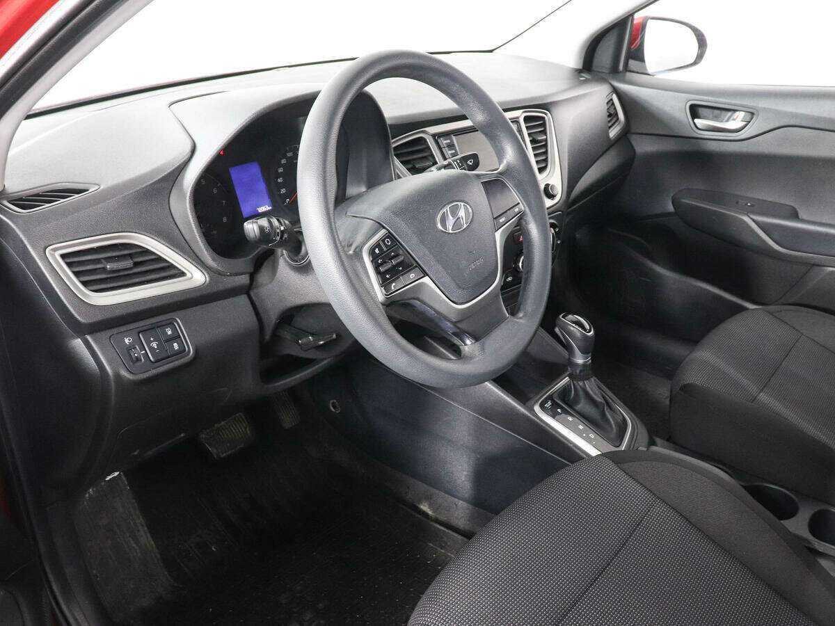 Hyundai Solaris 2021 года с пробегом. Фото: #7