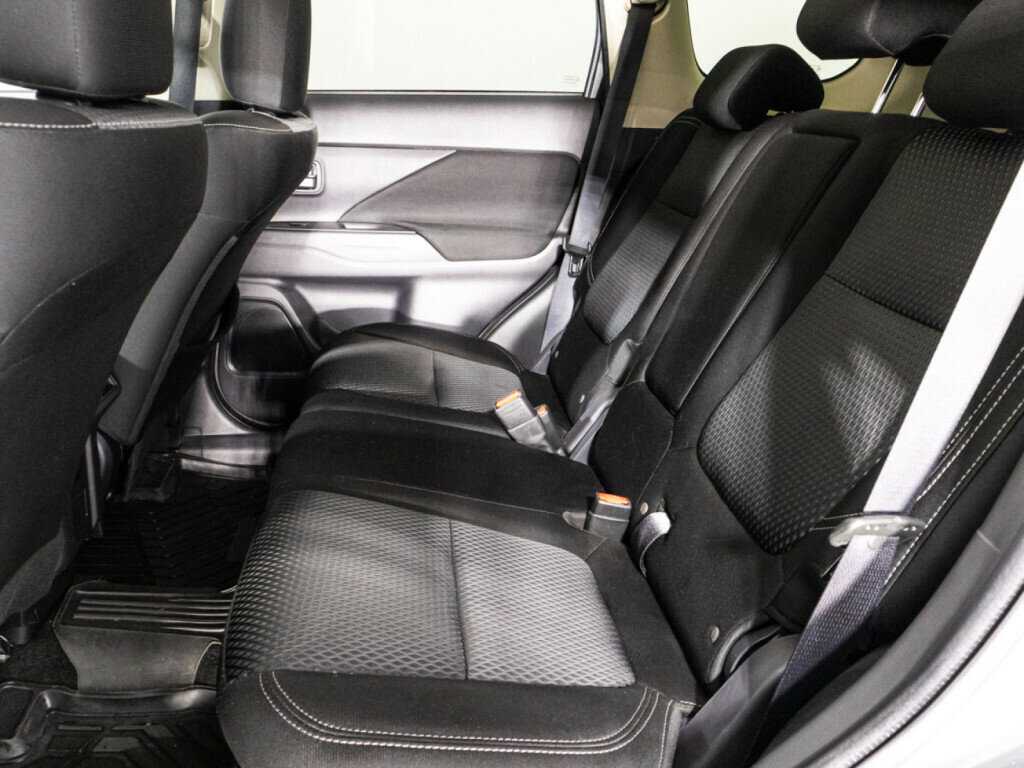 Mitsubishi Outlander 2019 года с пробегом. Фото: #9