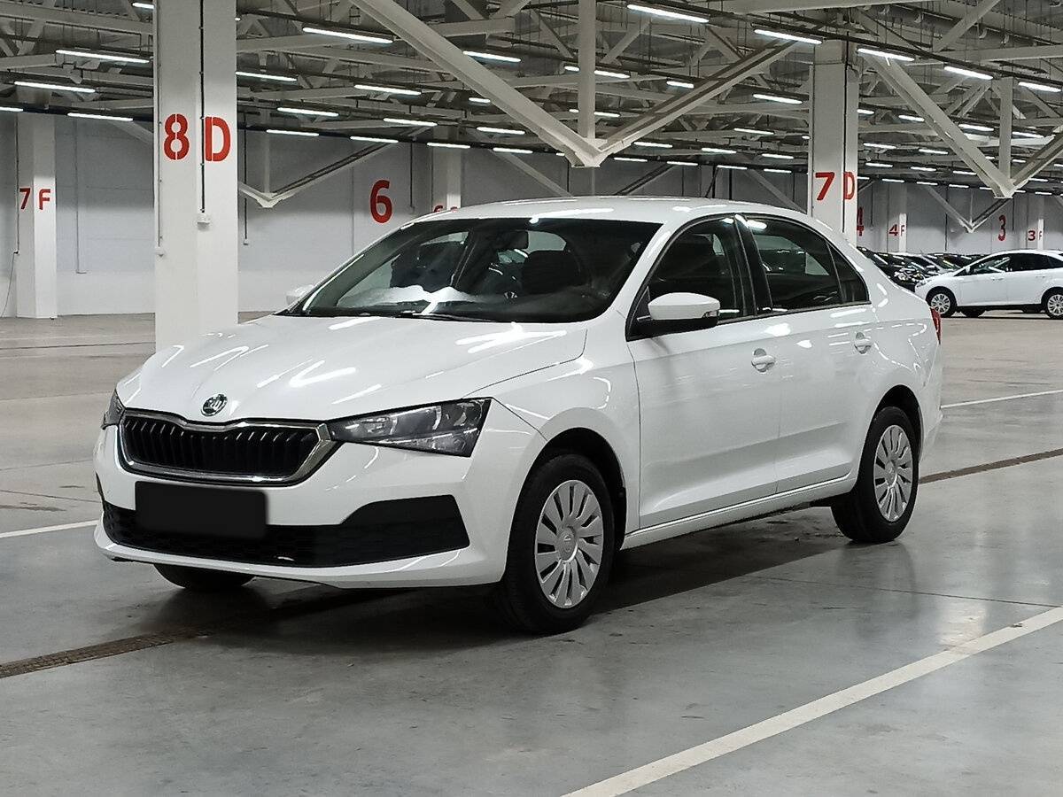 Skoda Rapid 2021 года с пробегом. Посмотреть фото