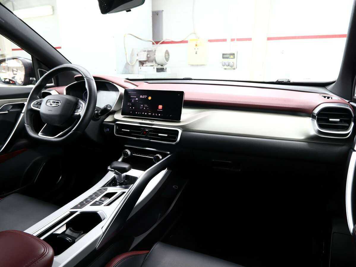 Geely Coolray 2022 года с пробегом. Фото: #10