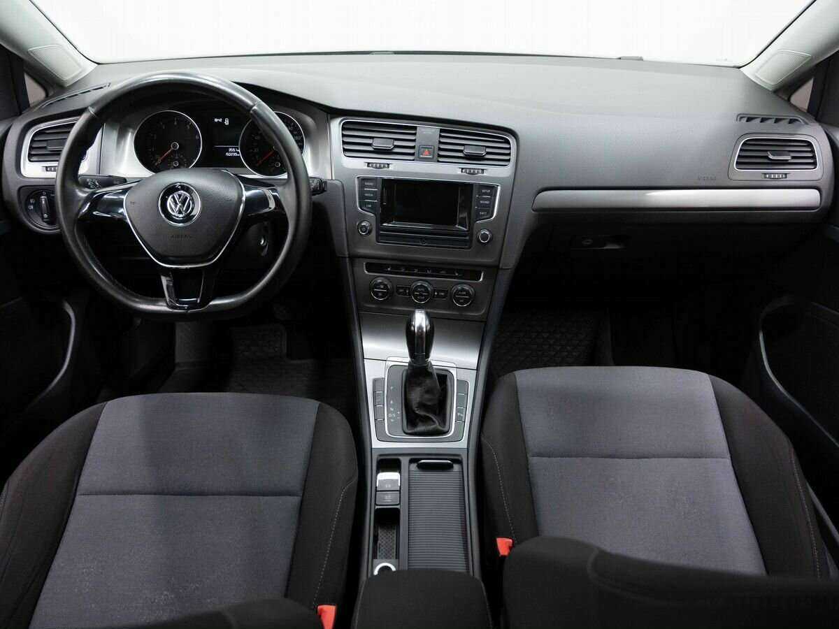 Volkswagen Golf 2013 года с пробегом. Фото: #14