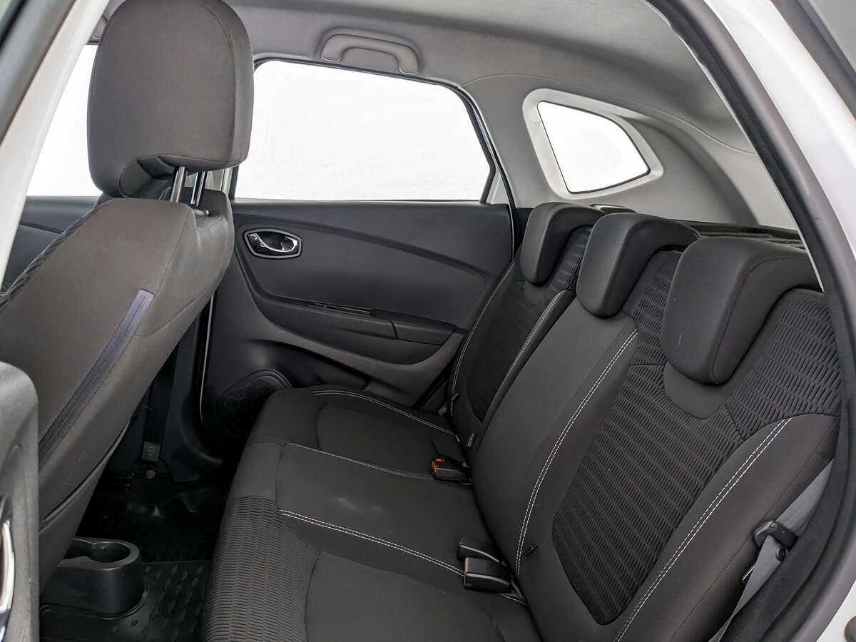 Renault Kaptur 2018 года с пробегом. Фото: #10