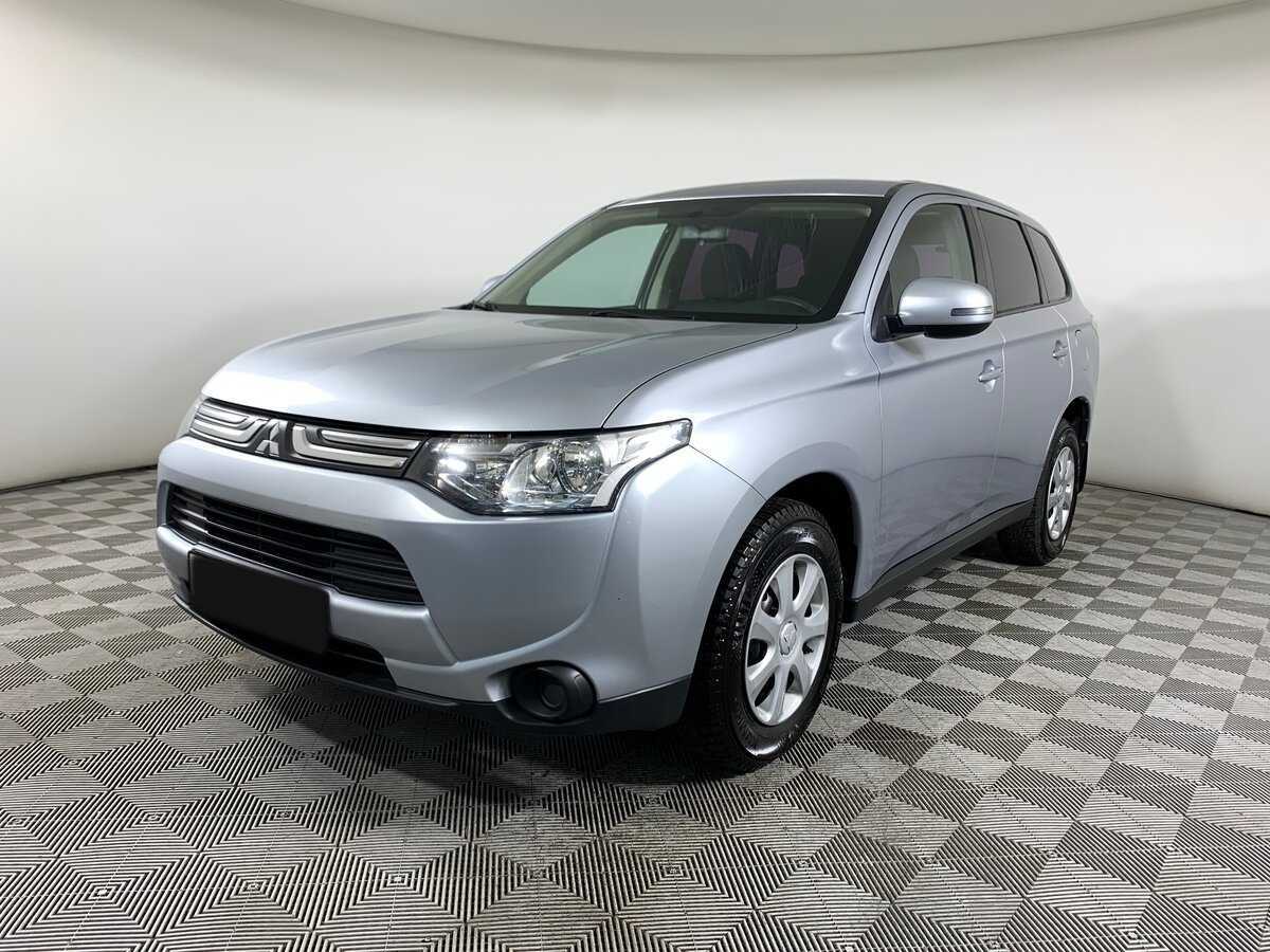 Mitsubishi Outlander 2013 года с пробегом. Фото: #0