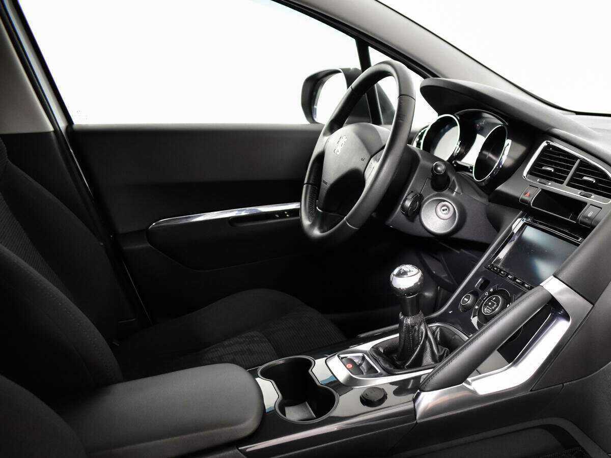 Peugeot 3008 2012 года с пробегом. Фото: #8