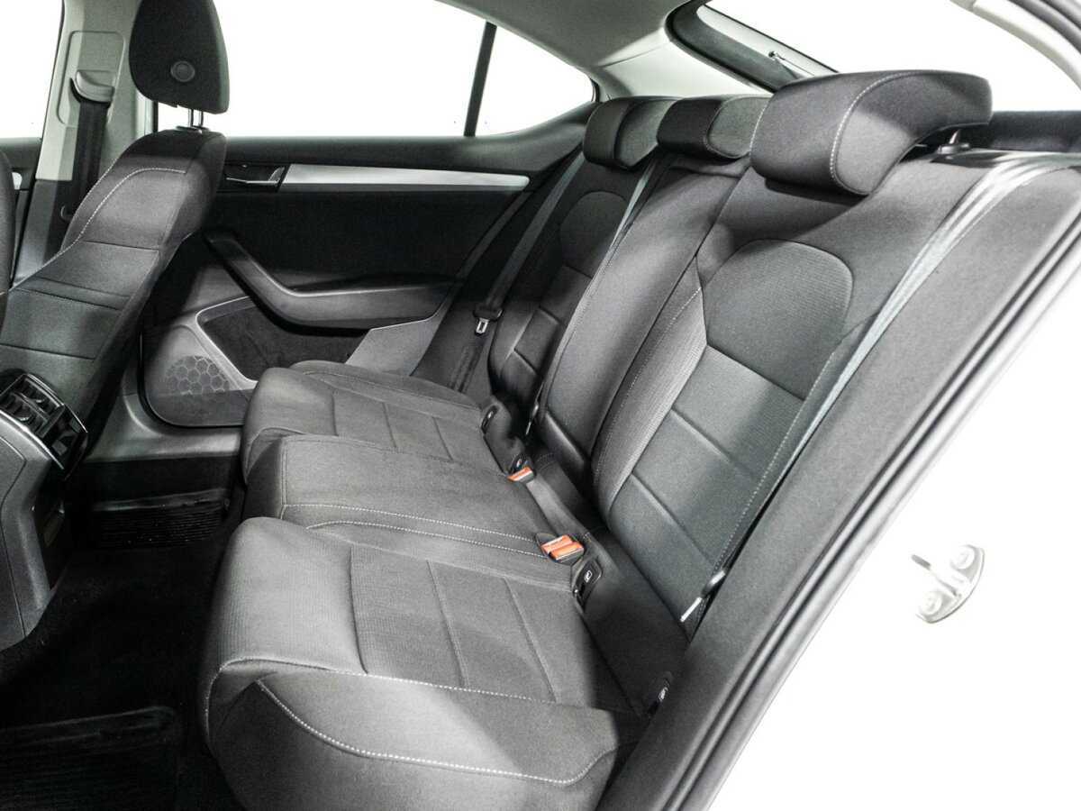 Skoda Superb 2016 года с пробегом. Фото: #8