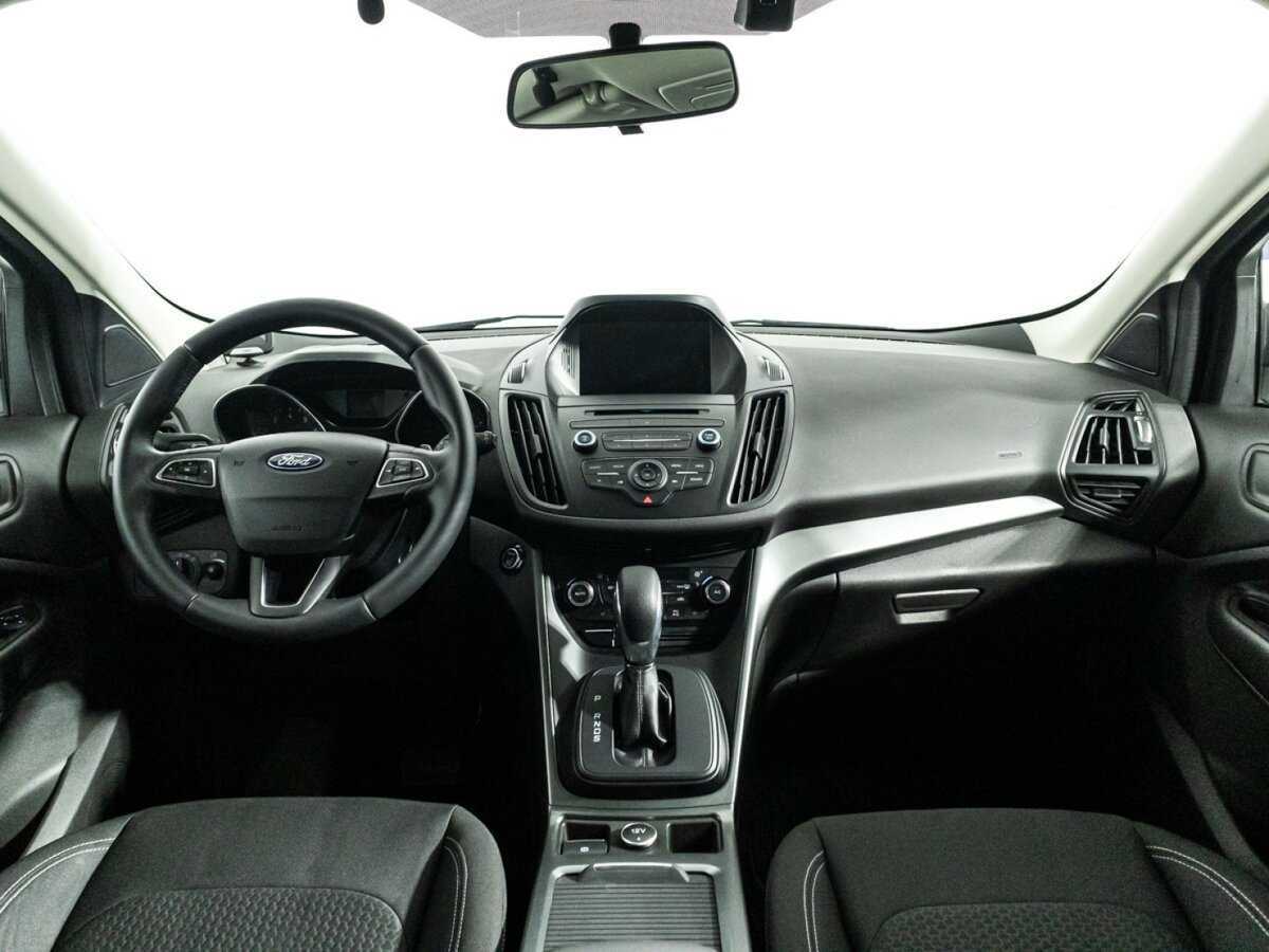 Ford Kuga 2018 года с пробегом. Фото: #12