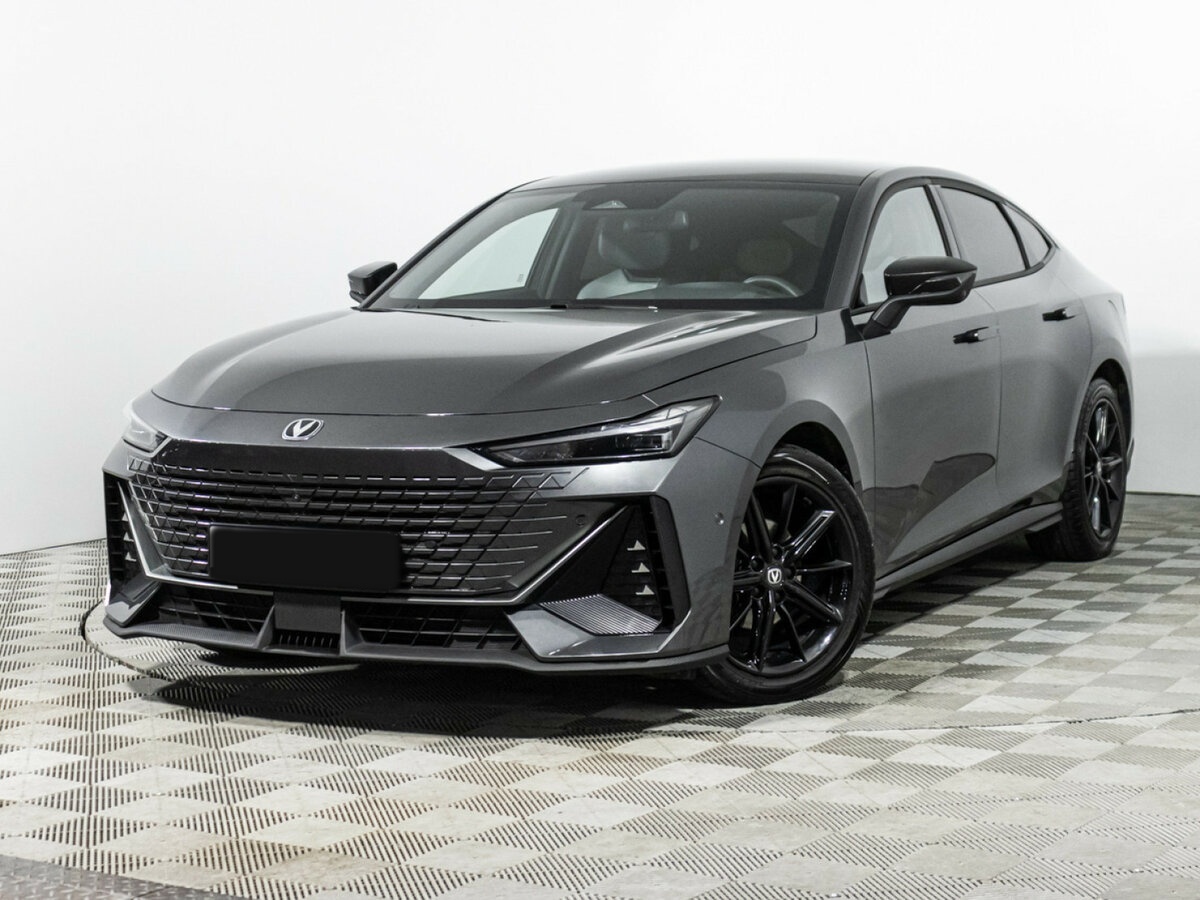 Changan UNI-V 2023 года с пробегом. Фото: #0