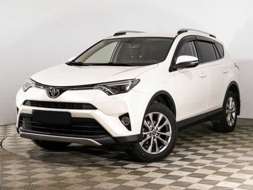 Toyota RAV4 2017 года с пробегом. Посмотреть фото