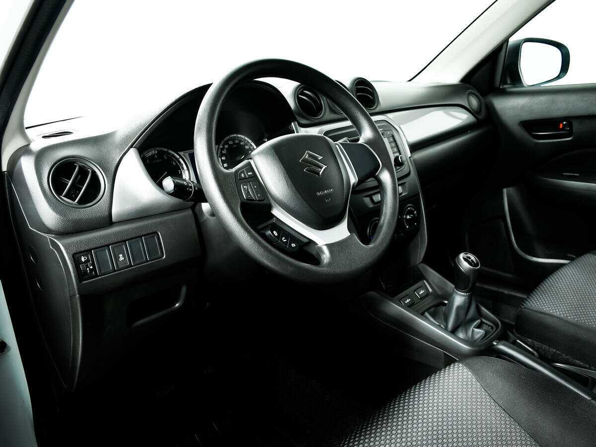 Suzuki Vitara 2018 года с пробегом. Фото: #12