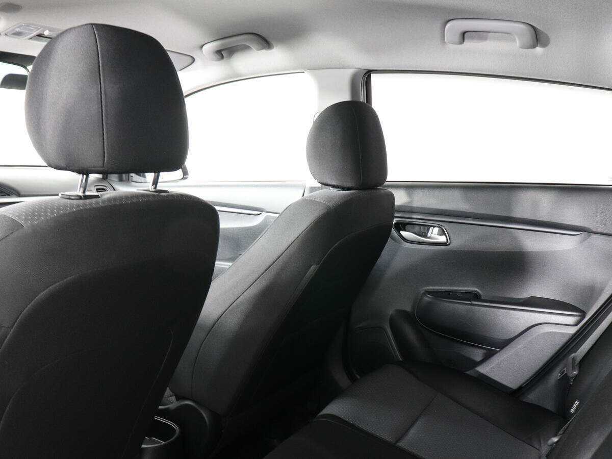 Kia Rio 2021 года с пробегом. Фото: #11