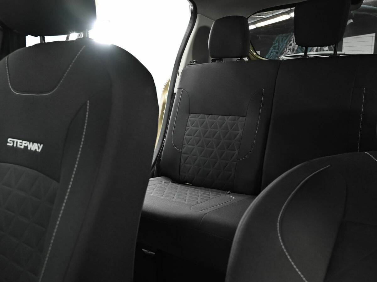 Renault Sandero 2016 года с пробегом. Фото: #11