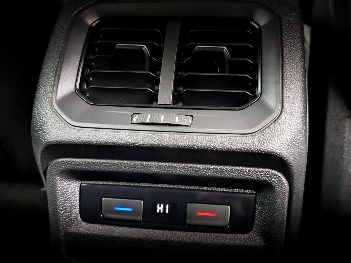 Volkswagen Tiguan 2019 года с пробегом. Фото: #28